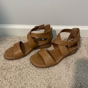 Chic Brown Strappy Sandals